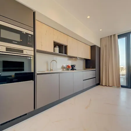 Mayfair By Premier Mt Lägenhetshotell Is-Swieqi