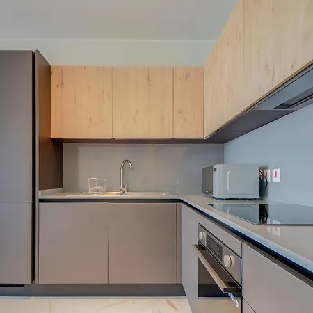 Mayfair By Premier Mt 4*