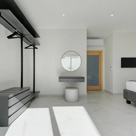 Mayfair By Premier Mt