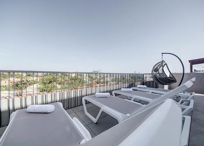 Mayfair By Premier Mt Aparthotel 4*