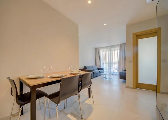 Mayfair By Premier Mt 4*