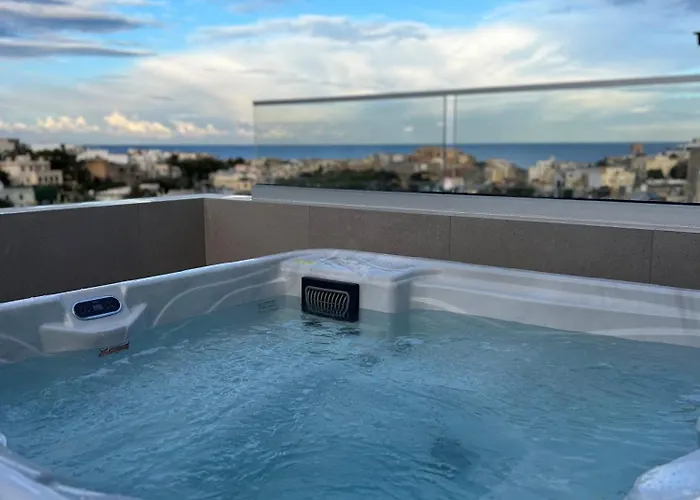 Aparthotel Mayfair By Premier Mt 4*