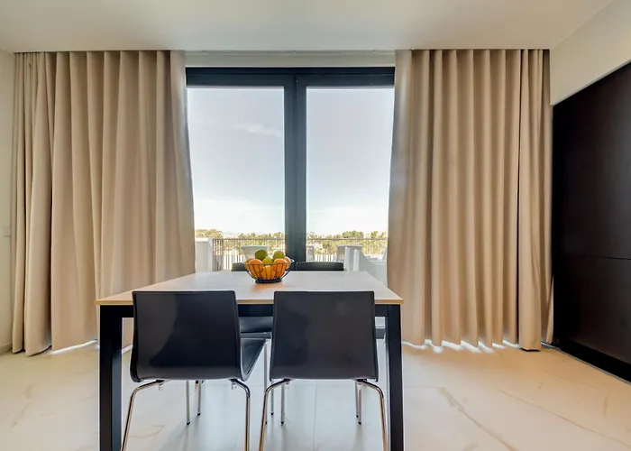 Aparthotel Mayfair By Premier Mt