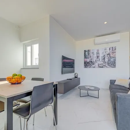 Mayfair By Premier Mt Hotel apartamentowy