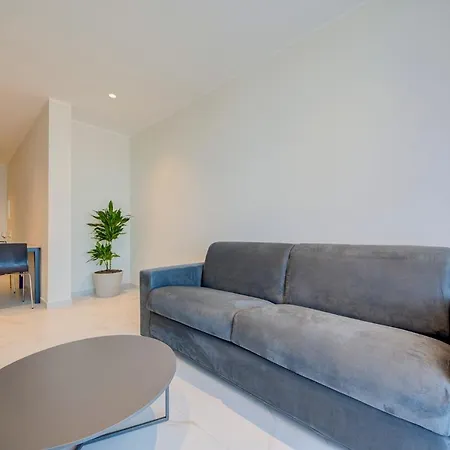 Mayfair By Premier Mt 4*