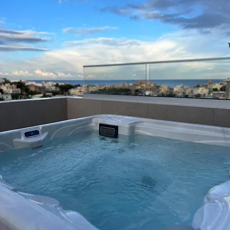 Aparthotel Mayfair By Premier Mt 4*