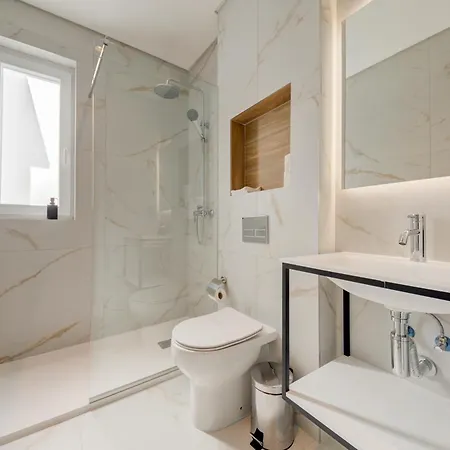 Hotel apartamentowy Mayfair By Premier Mt